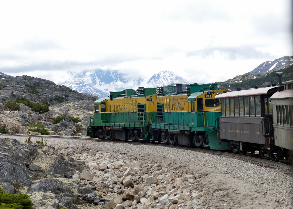 Turn-around at White Pass Summit