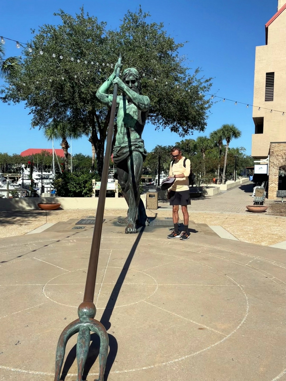 A giant sun dial