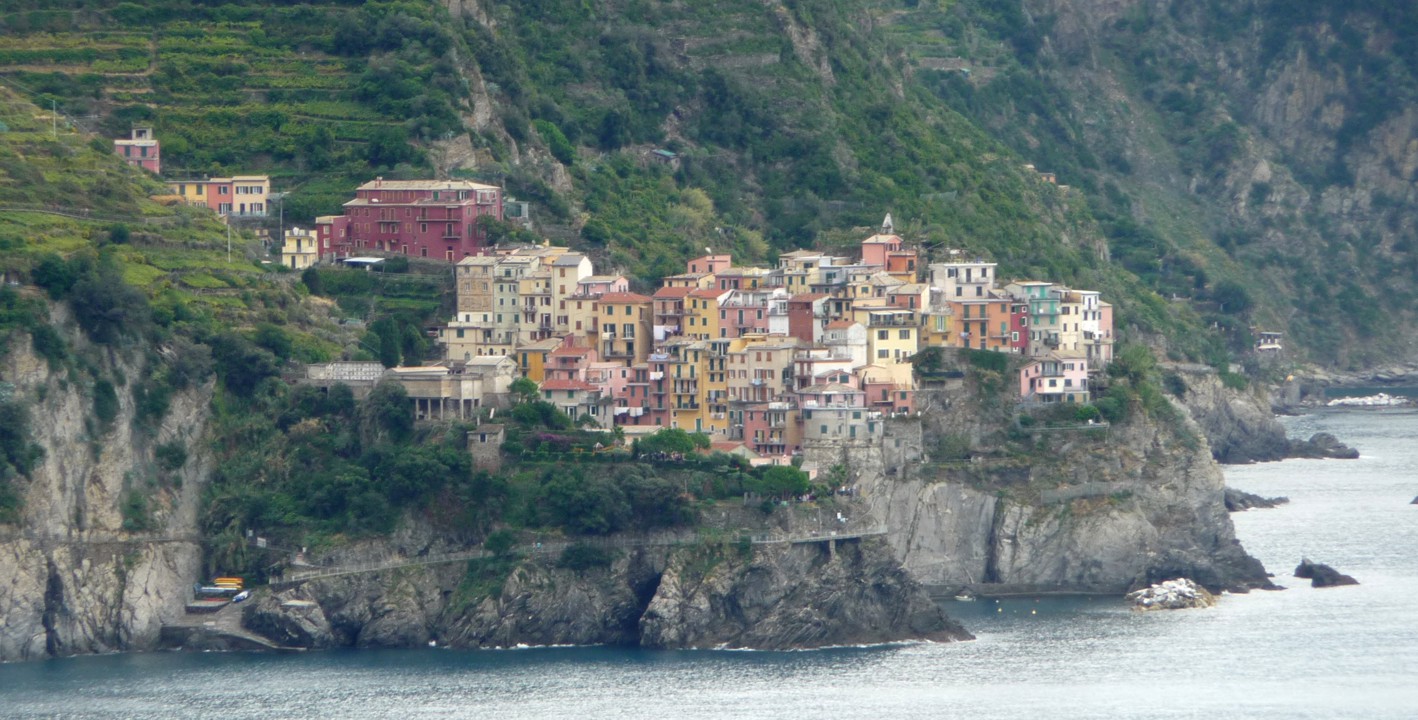 Manarola in the distance.