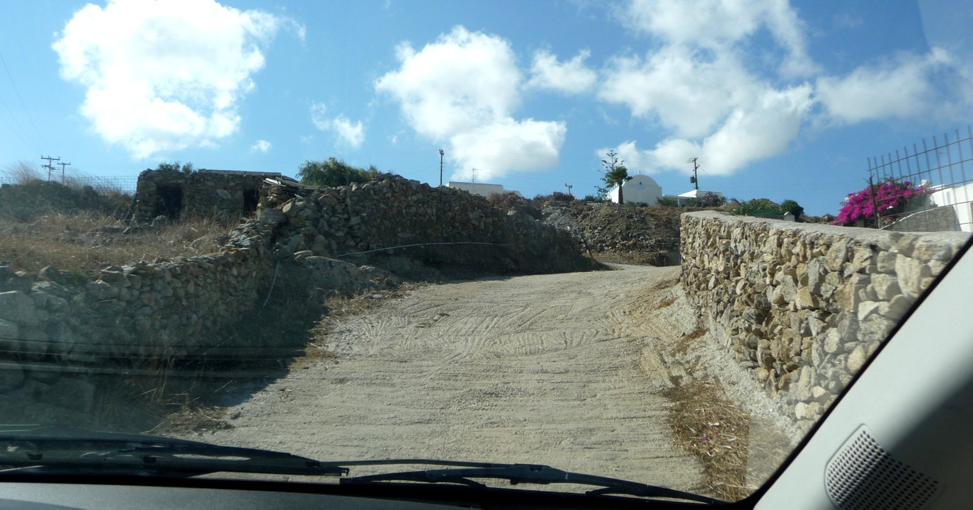 Heading for the beaches, like wandering through a maze. Fortunately, we had a garmin.