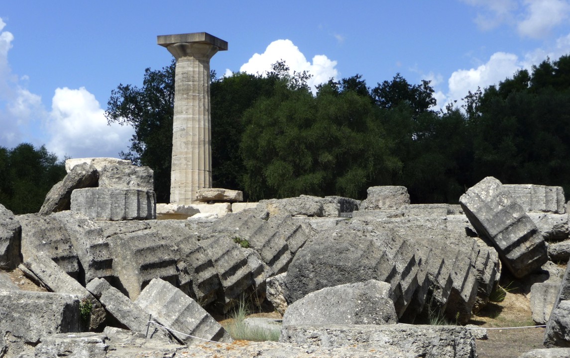 1000 years later the site was badly damaged from earthquakes, floods, and invading tribes