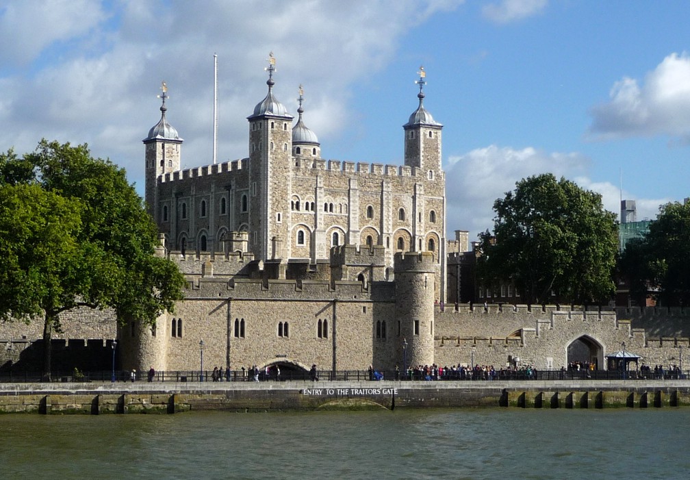 We toured Tower of London, built around 1000AD. This is where they keep the famous 'Crown Jewels'