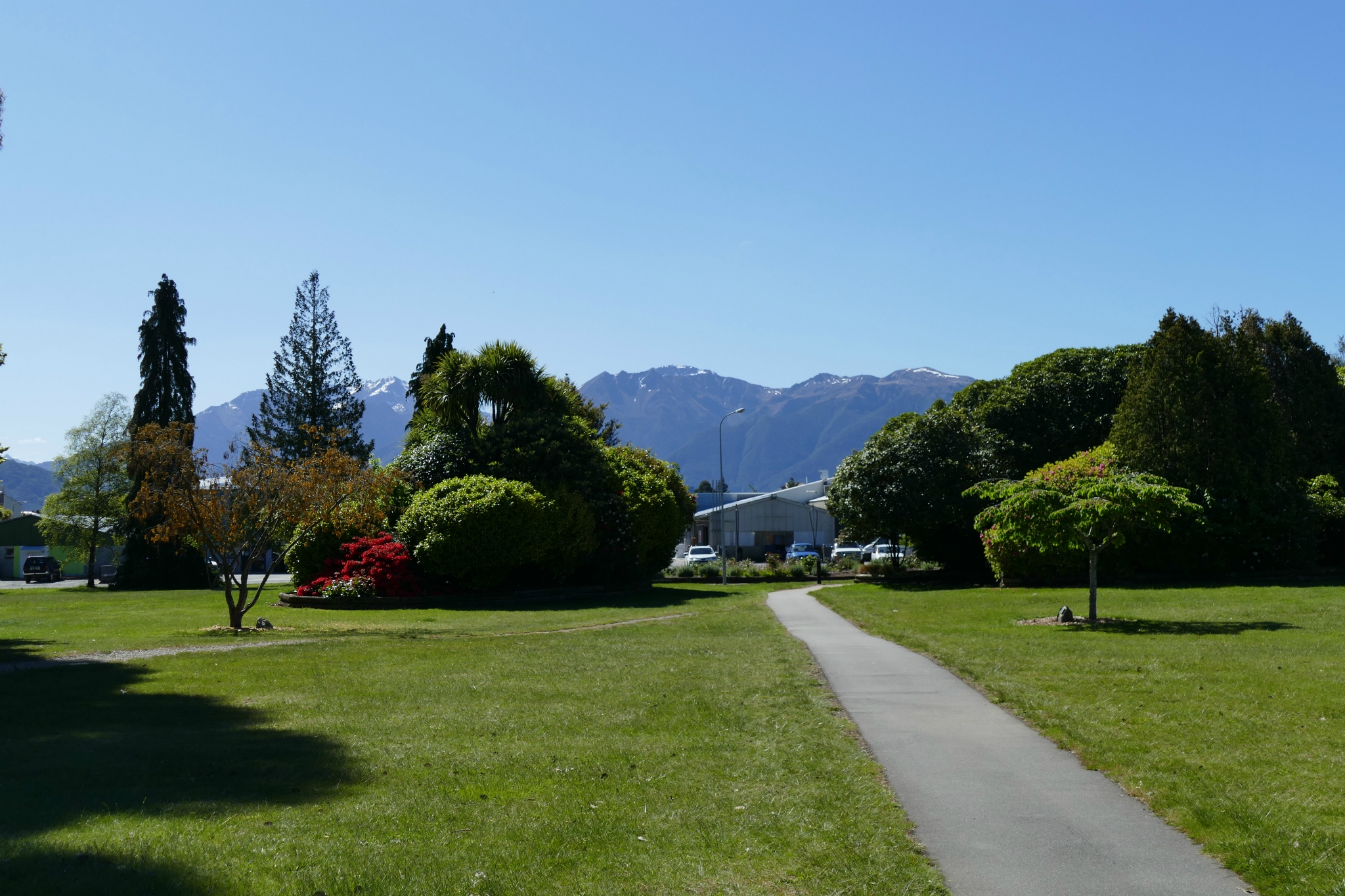 Park to downtown Te Anau.