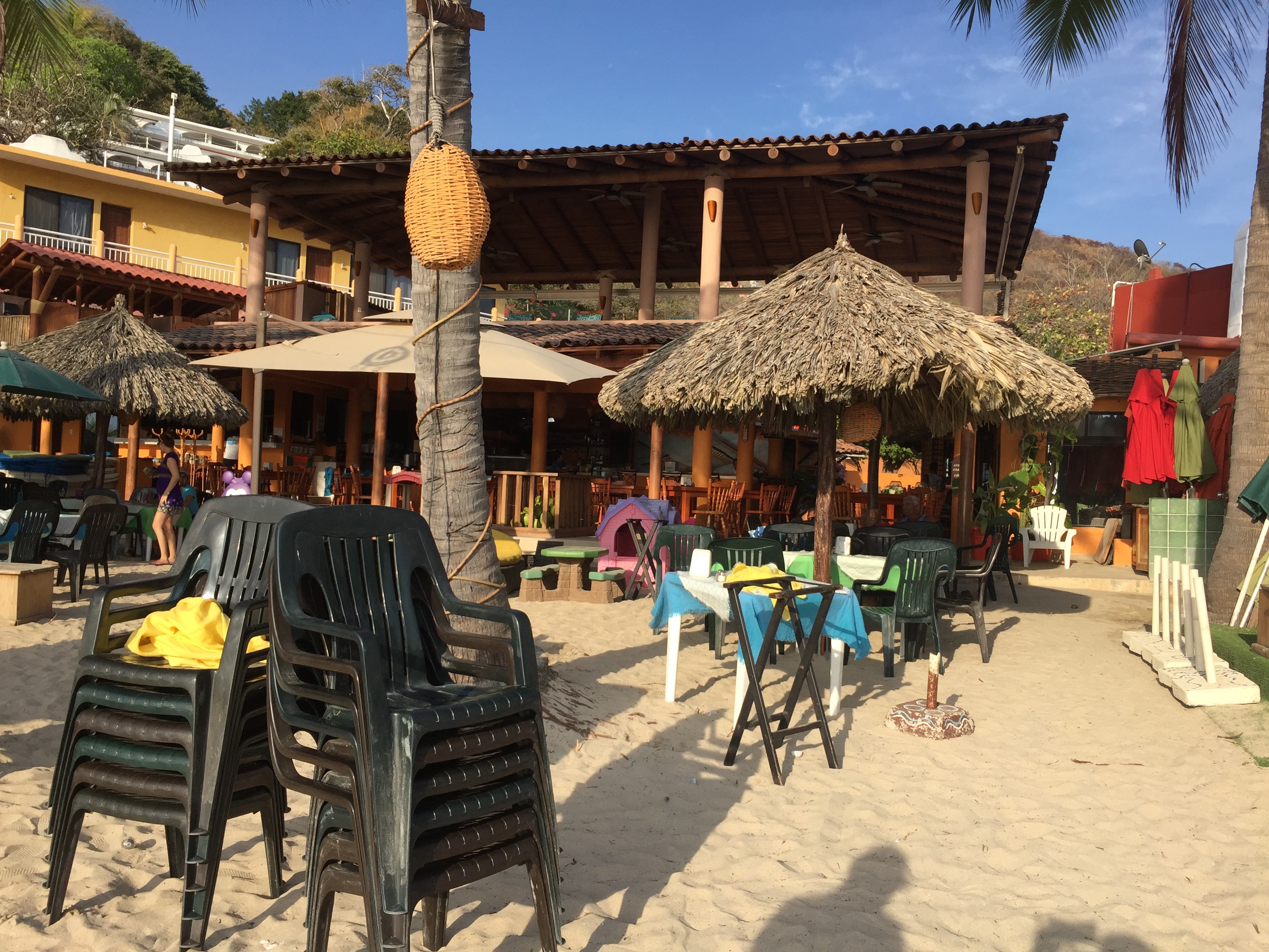 Lunch right on the beach